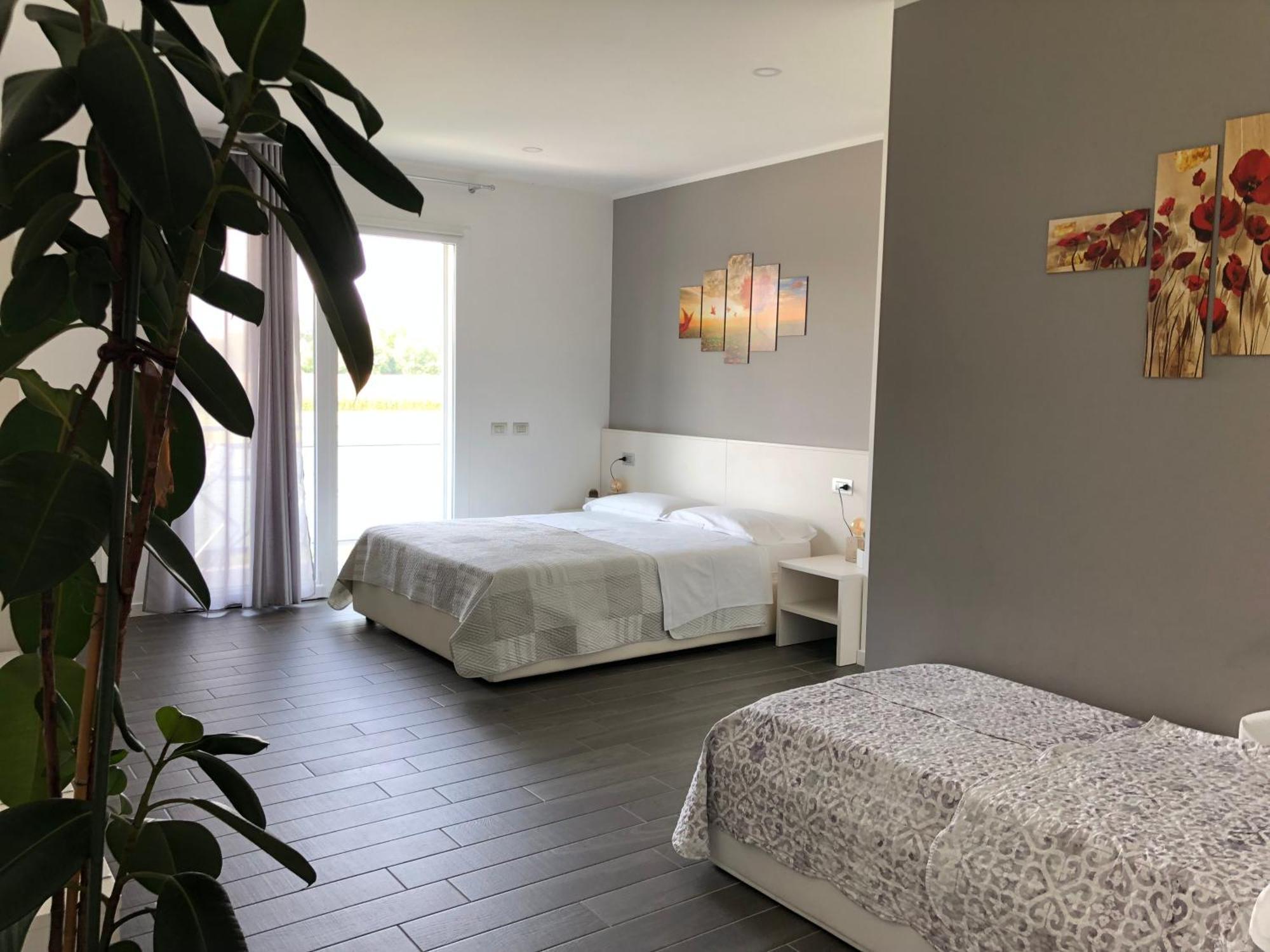 B&B Villa Del Lago 代森扎诺-德尔加达 外观 照片
